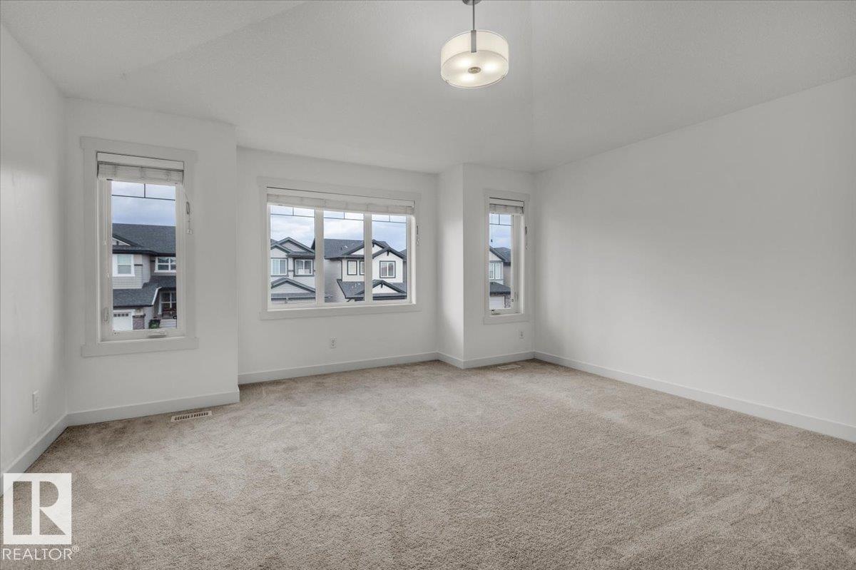 Photo 36 of 20517 98 A Av Nw, Edmonton AB
