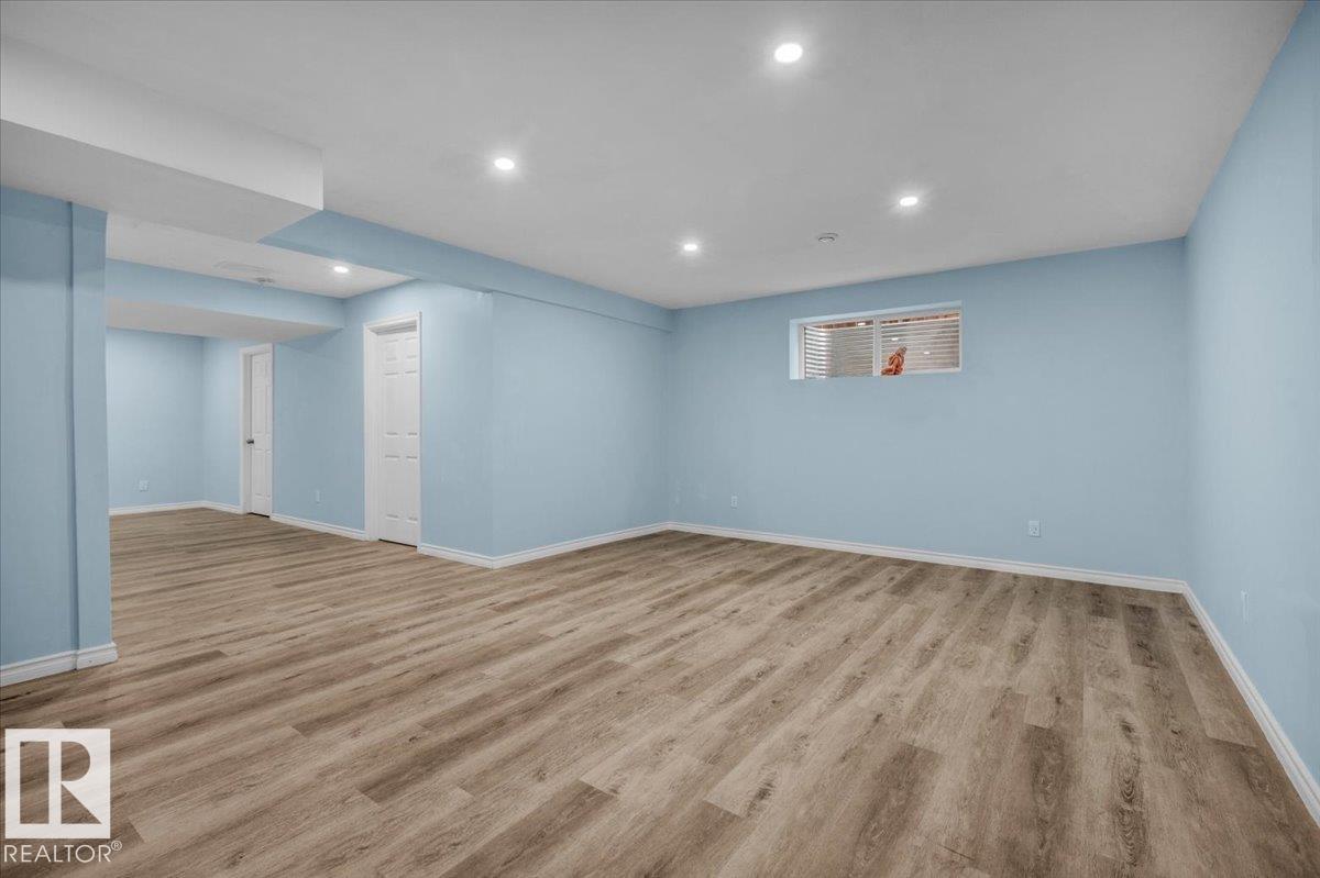 Photo 52 of 20517 98 A Av Nw, Edmonton AB