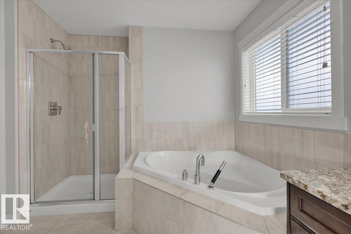 Photo 47 of 20517 98 A Av Nw, Edmonton AB