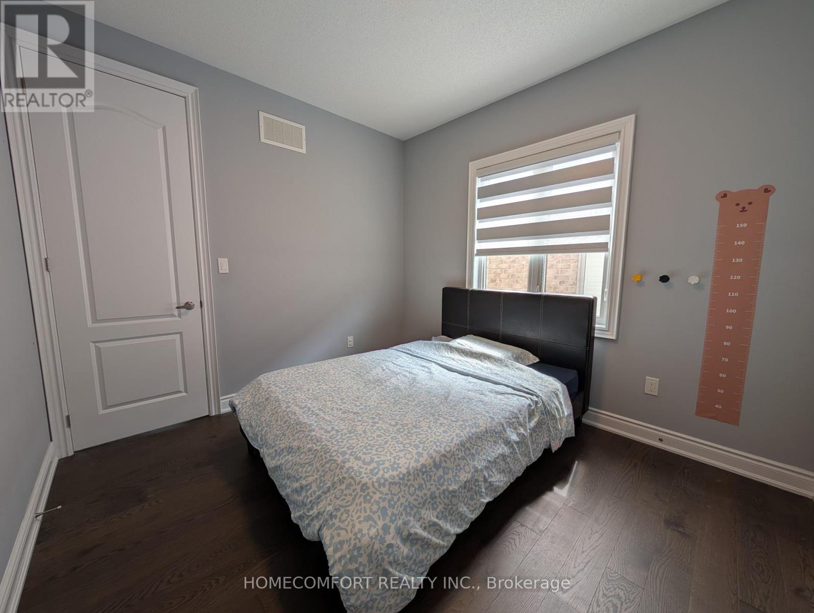 Photo 22 of 230 Paradelle Drive, Richmond Hill ON
