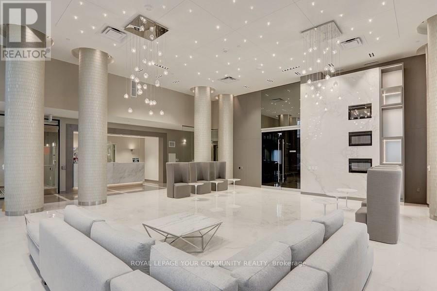 Photo 32 of 1212 75 Oneida Crescent, Richmond Hill ON