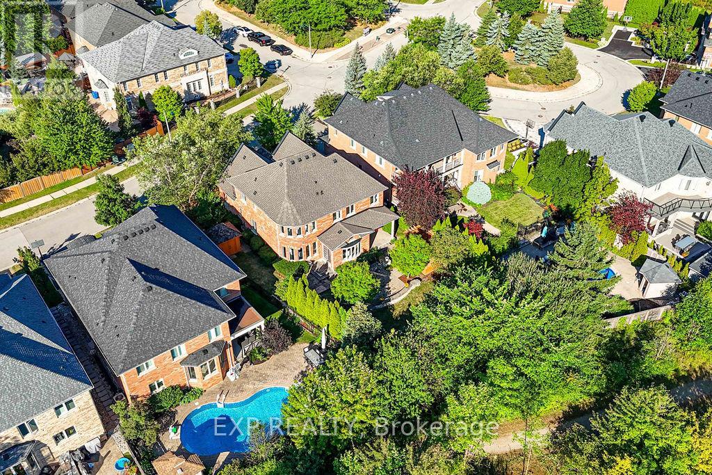 Photo 43 of 2283 Lyndhurst Drive, Oakville ON