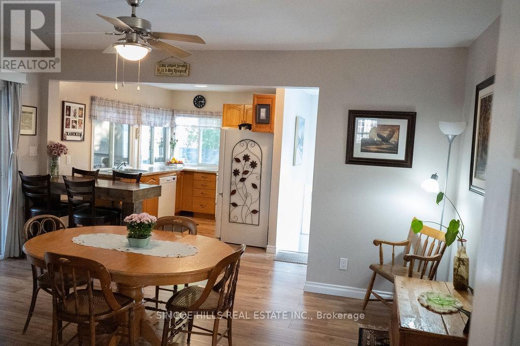 Photo 8 of 311 John Street, Orillia ON