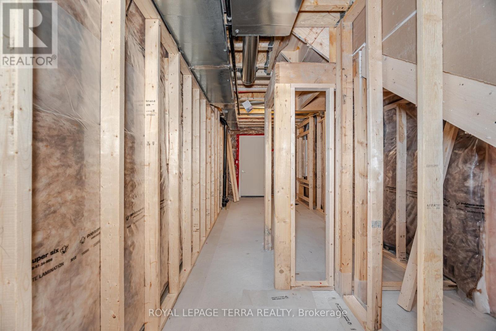 Photo 47 of 18 Gladmary Drive, Brampton ON