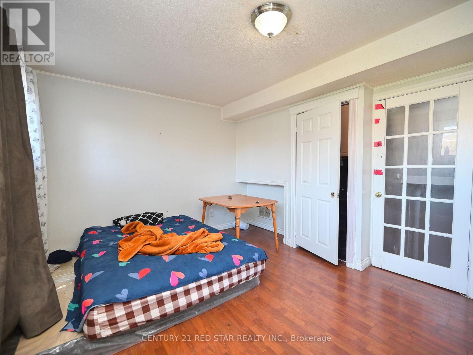 Photo 37 of 433 Hansen Road N, Brampton ON
