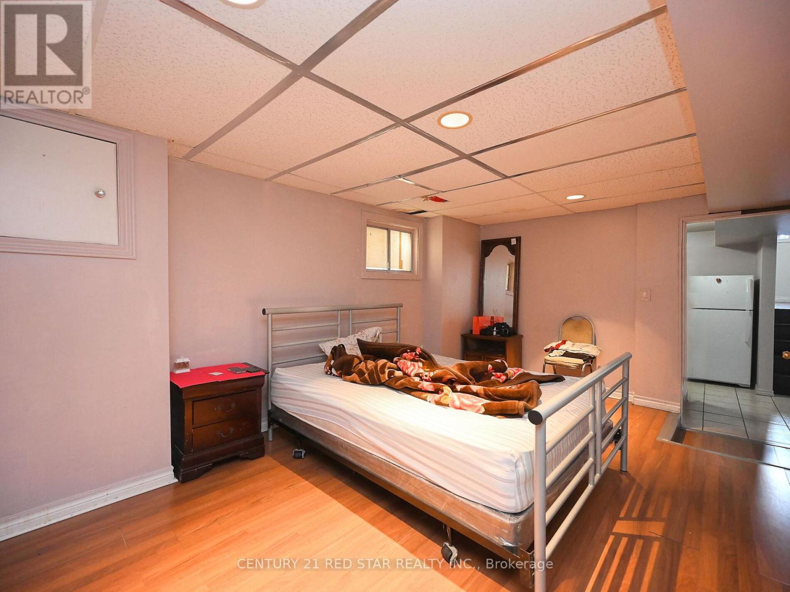 Photo 43 of 433 Hansen Road N, Brampton ON