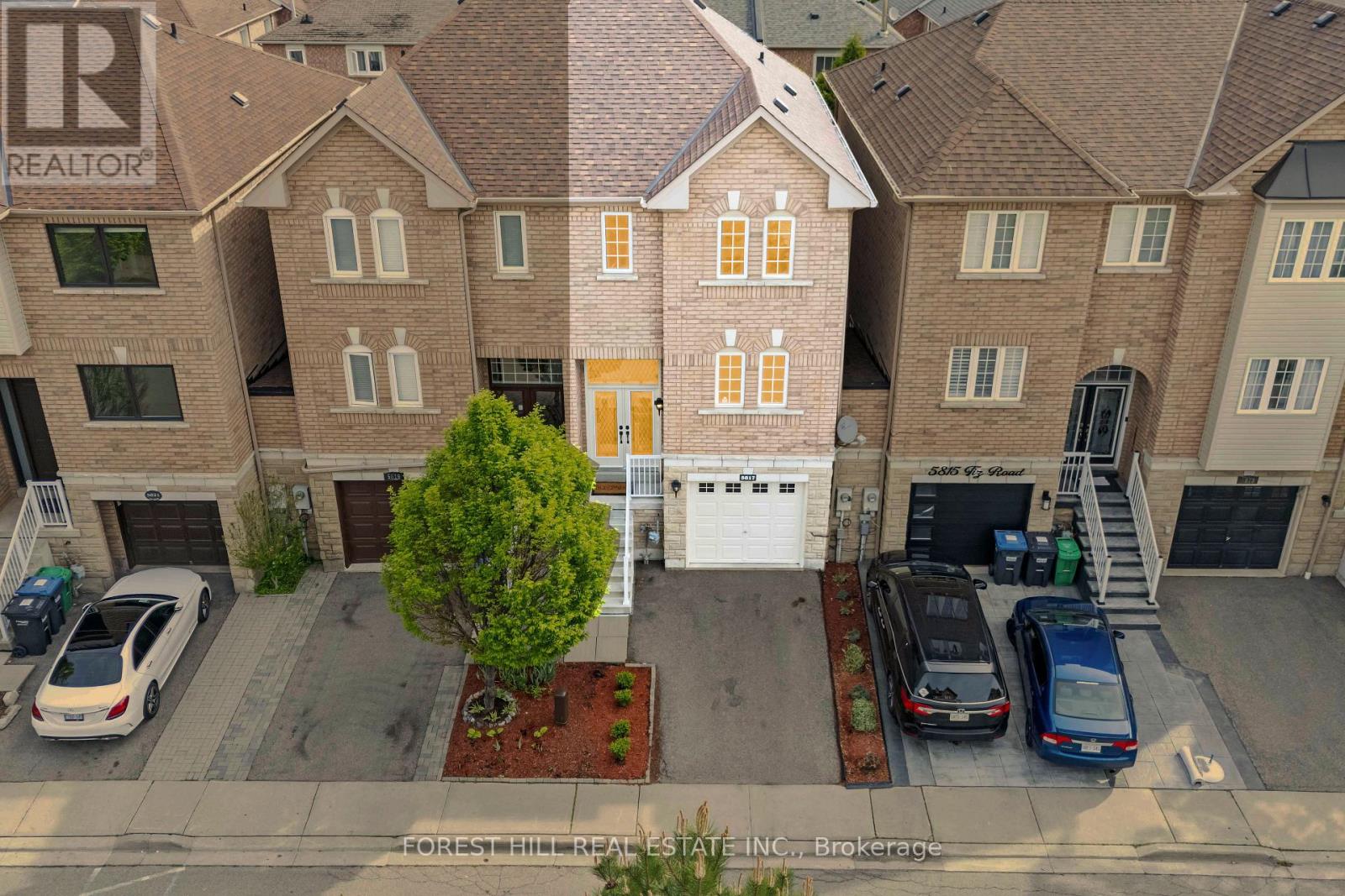 Photo 9 of 5817 Tiz Road, Mississauga ON