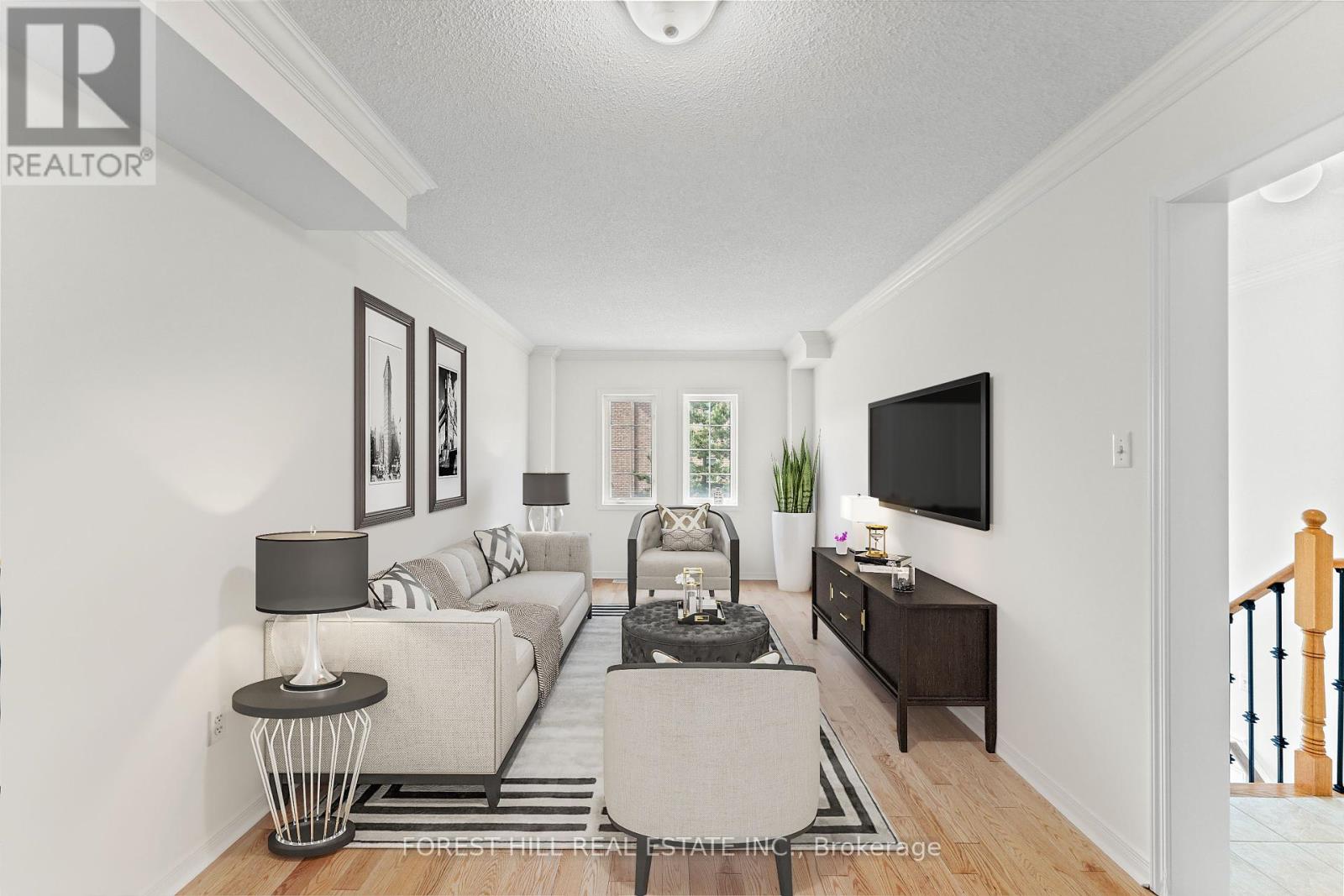 Photo 5 of 5817 Tiz Road, Mississauga ON