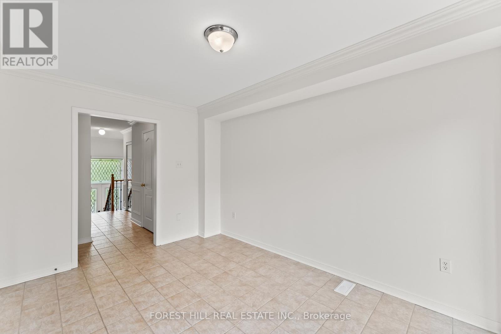 Photo 24 of 5817 Tiz Road, Mississauga ON