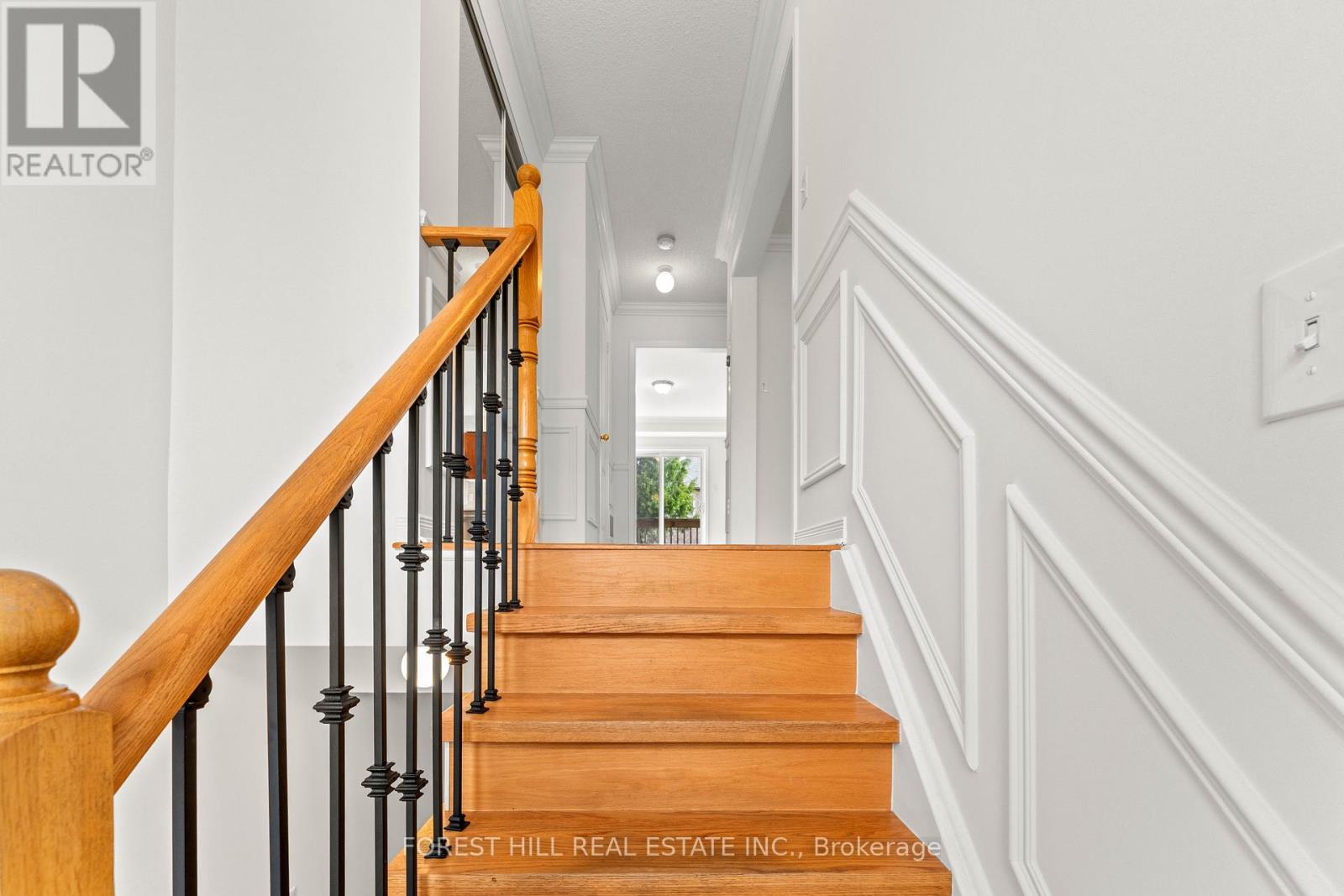 Photo 8 of 5817 Tiz Road, Mississauga ON