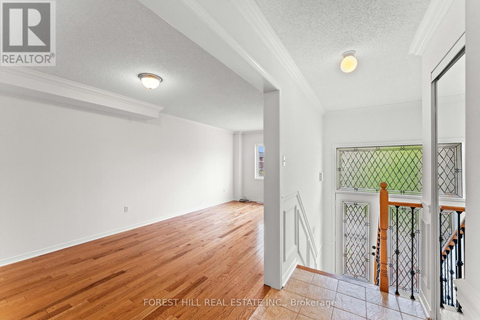 Photo 29 of 5817 Tiz Road, Mississauga ON