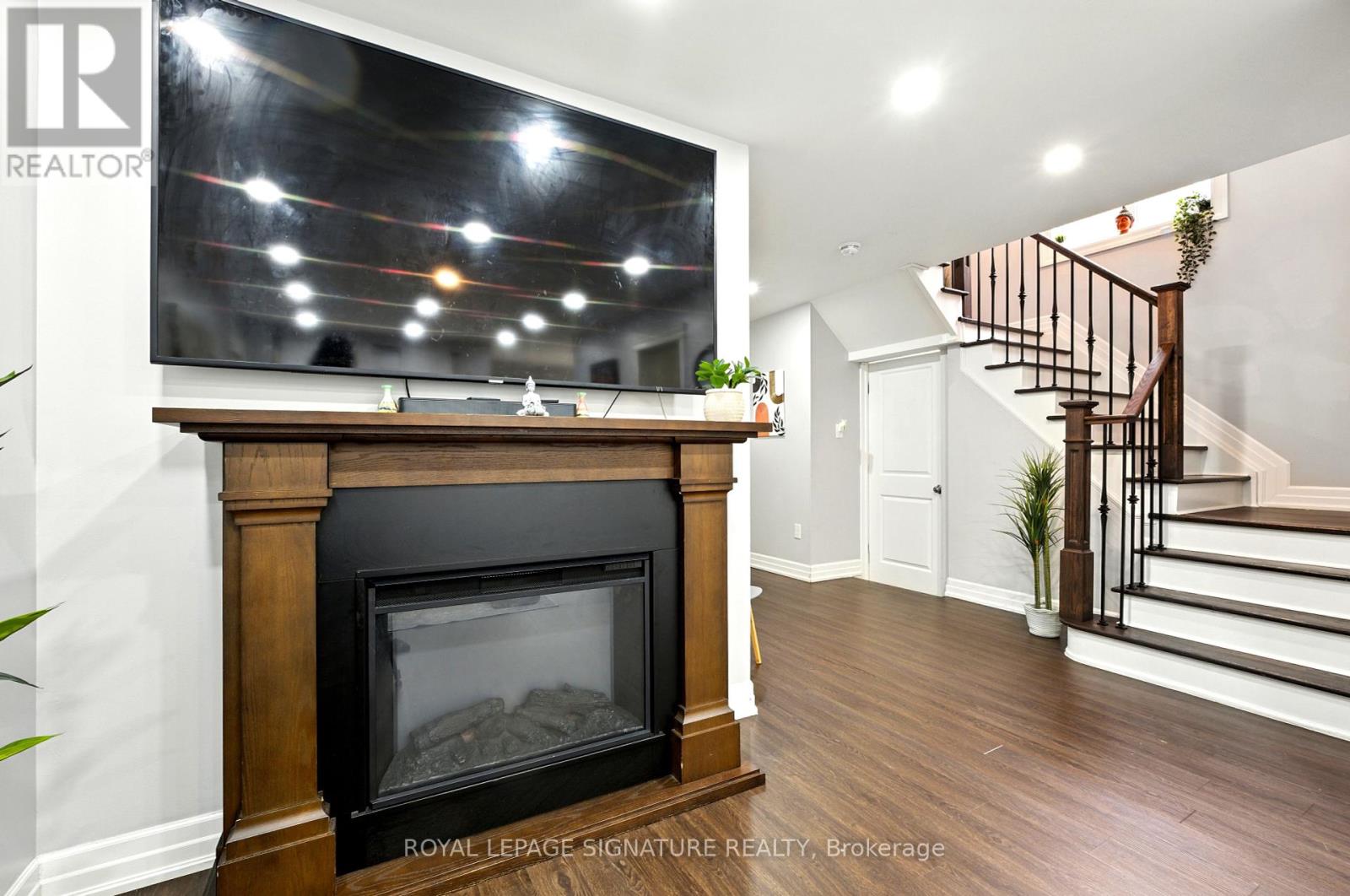 Photo 10 of 28 Grapevine Road, Caledon ON