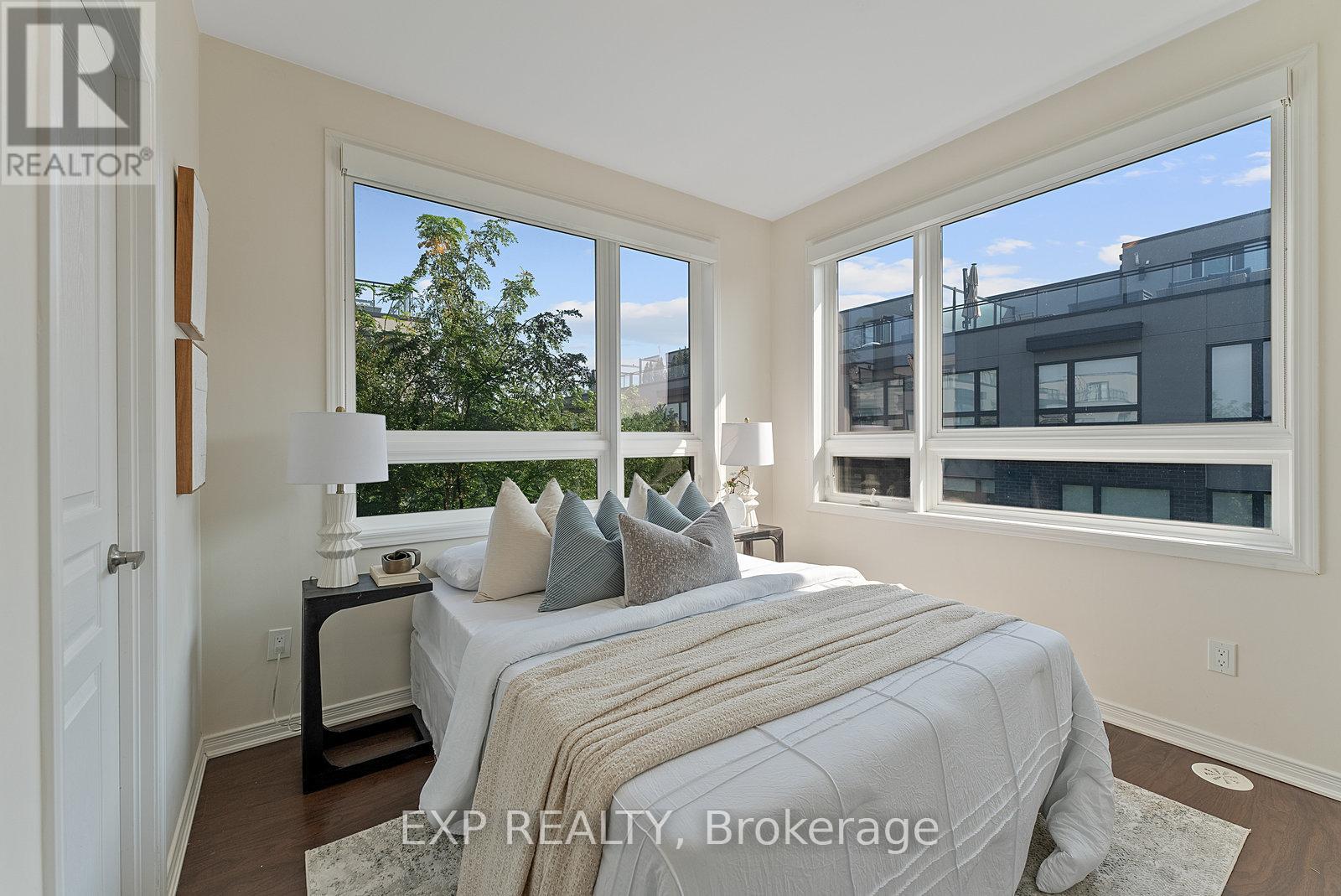 Photo 12 of 312 1110 Briar Hill Avenue, Toronto ON