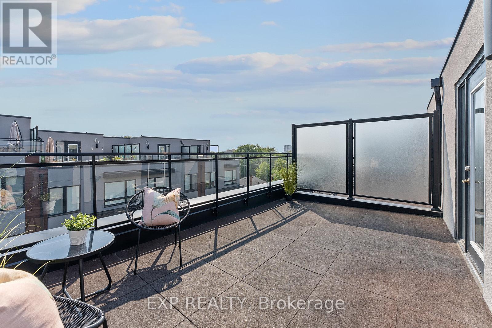 Photo 4 of 312 1110 Briar Hill Avenue, Toronto ON