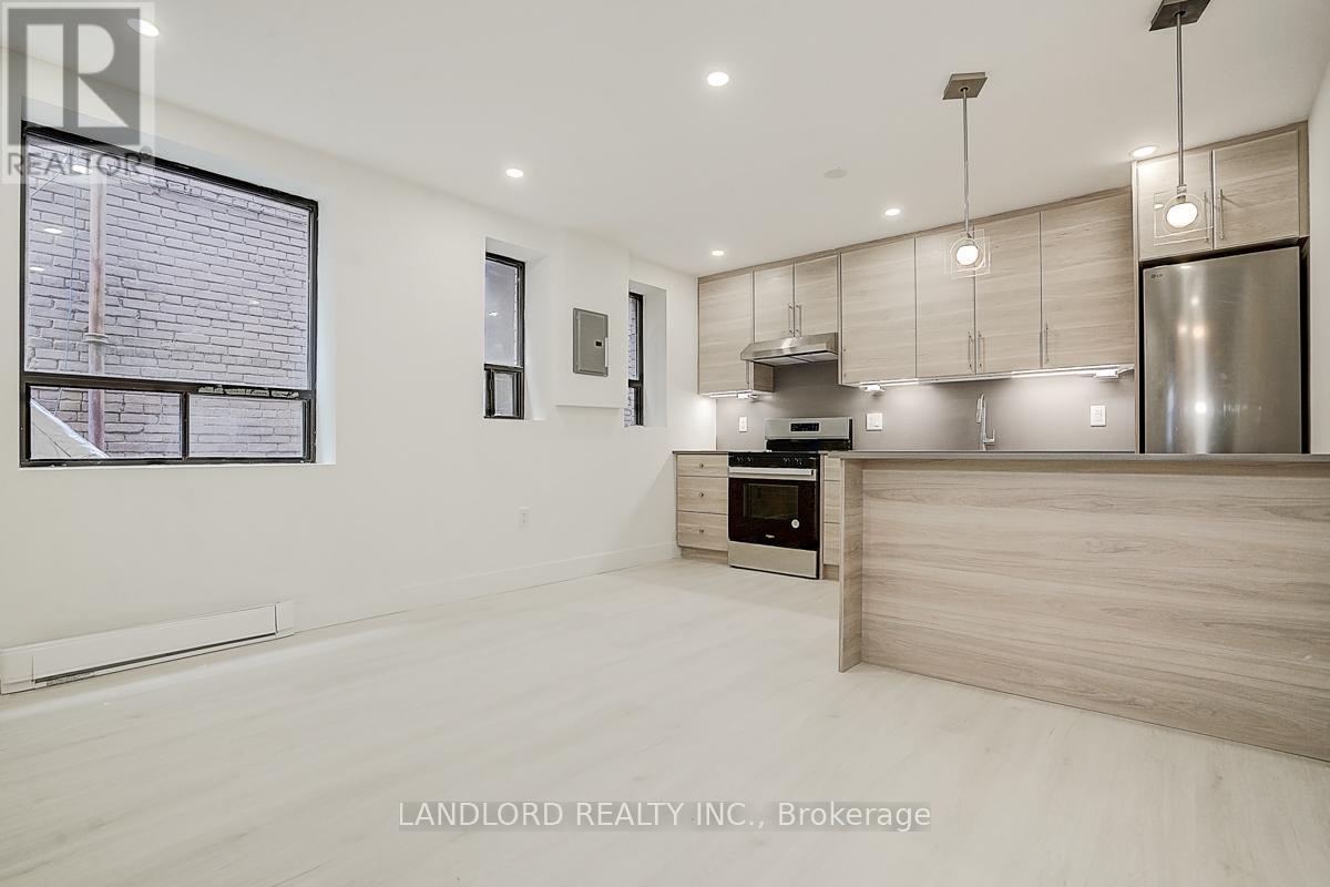 Photo 10 of 206 240 Durie Street, Toronto ON
