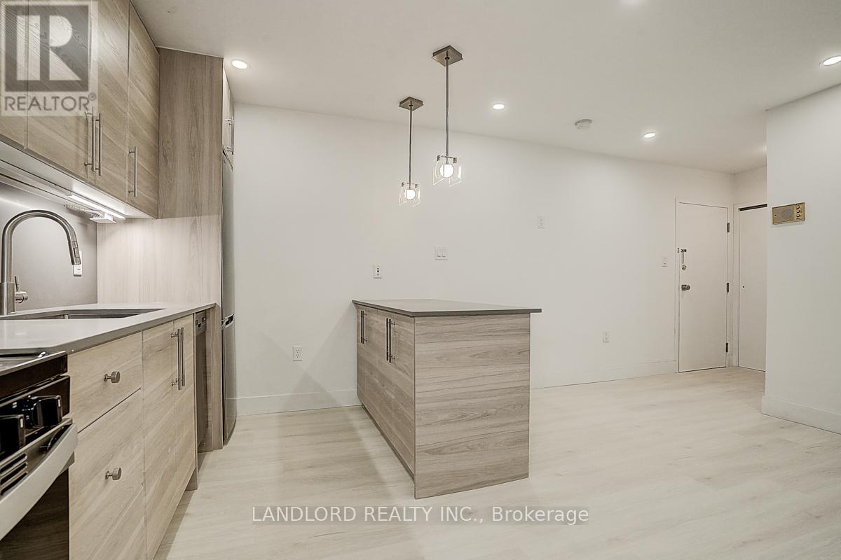 Photo 16 of 206 240 Durie Street, Toronto ON