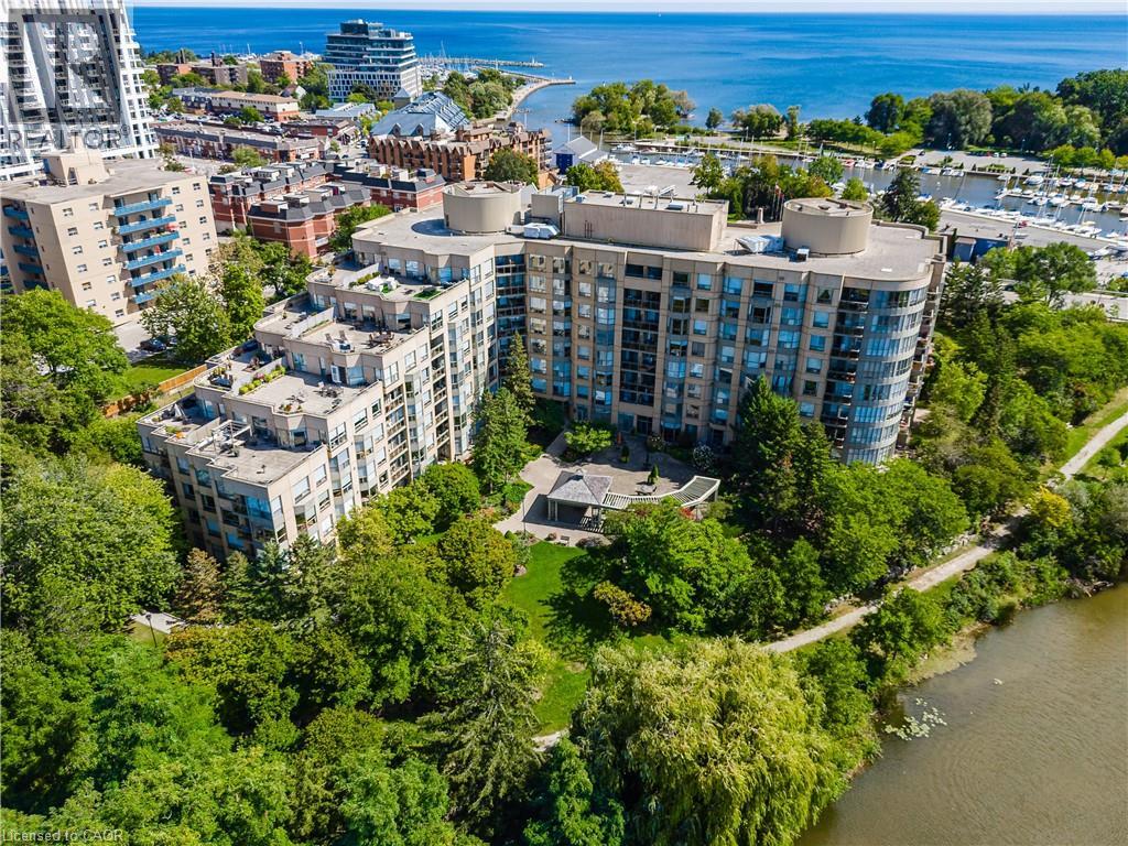 Photo 2 of 2511 Lakeshore Road W Unit 805, Oakville ON