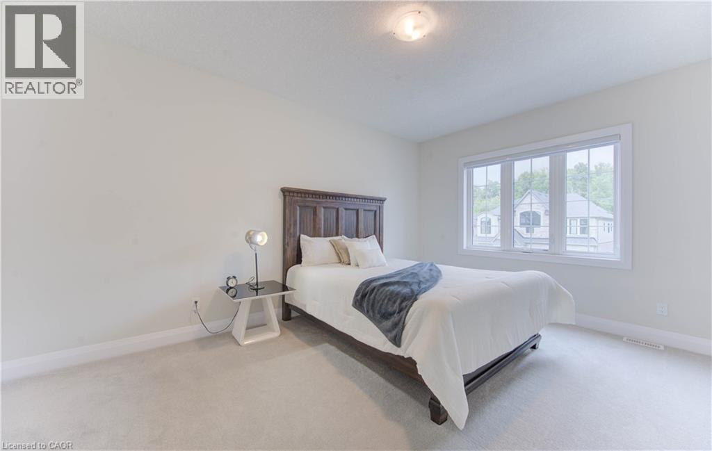 Photo 36 of 546 Bridgemill Crescent, Kitchener ON