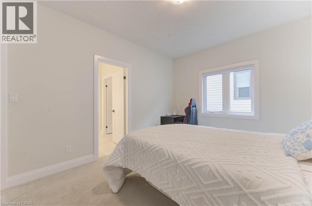 Photo 43 of 546 Bridgemill Crescent, Kitchener ON