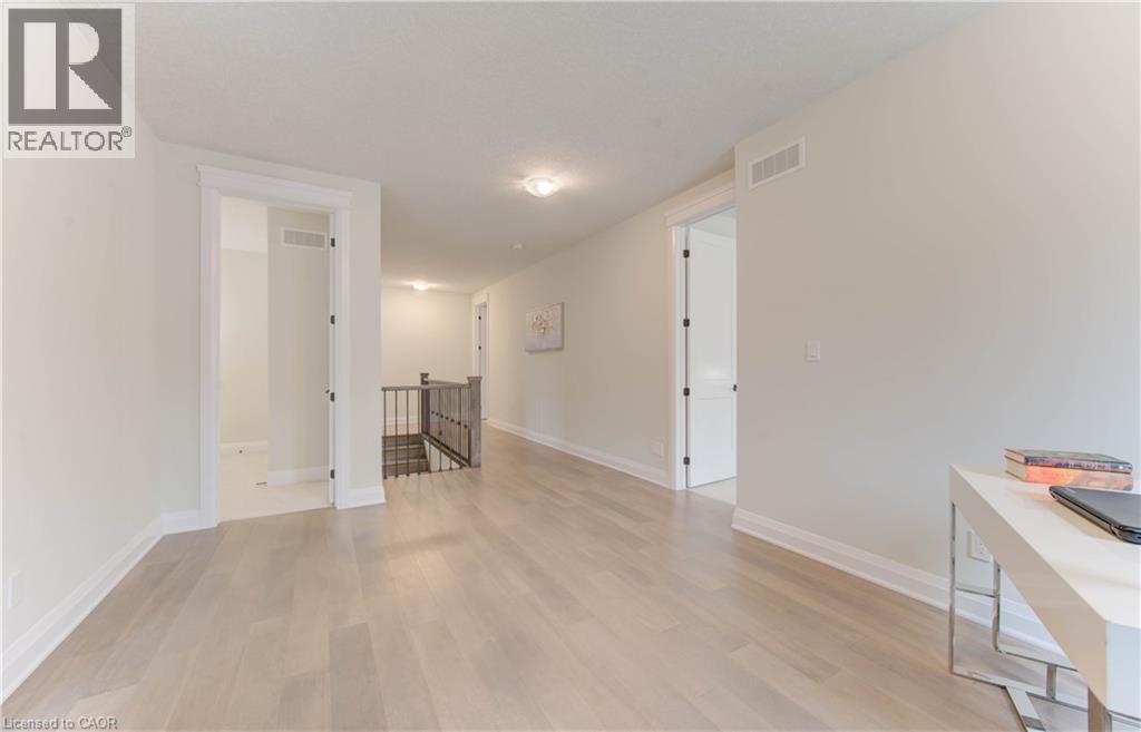 Photo 45 of 546 Bridgemill Crescent, Kitchener ON