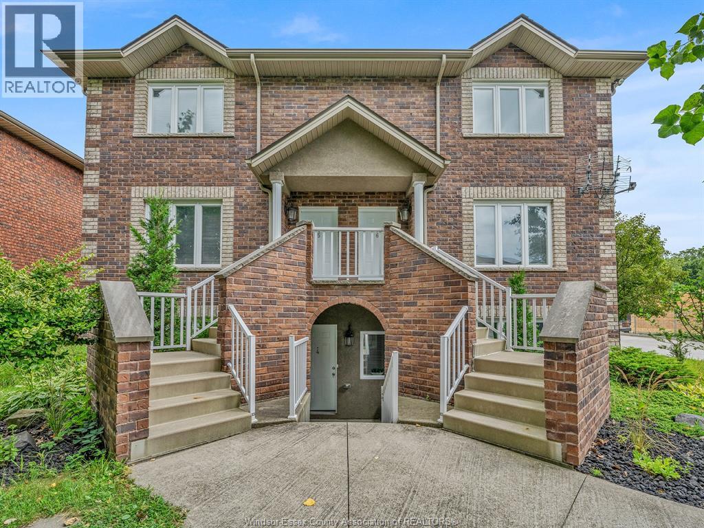 Photo 2 of 1811 Northway Avenue, Windsor ON