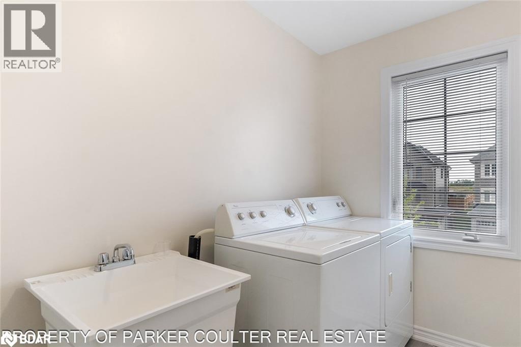 Photo 31 of 35 Atlantis Drive, Orillia ON
