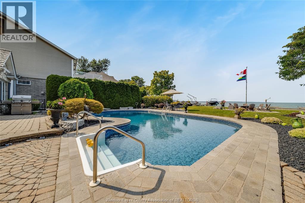 Photo 46 of 13018 Riverside Drive, Tecumseh ON