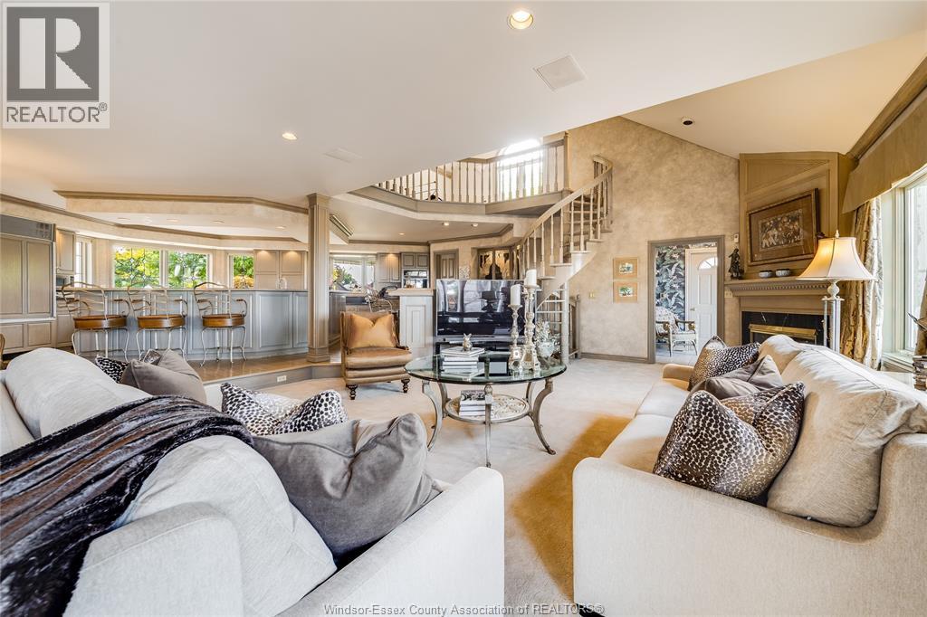 Photo 12 of 13018 Riverside Drive, Tecumseh ON