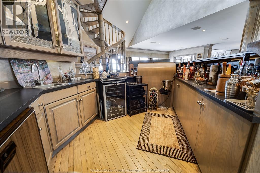 Photo 15 of 13018 Riverside Drive, Tecumseh ON