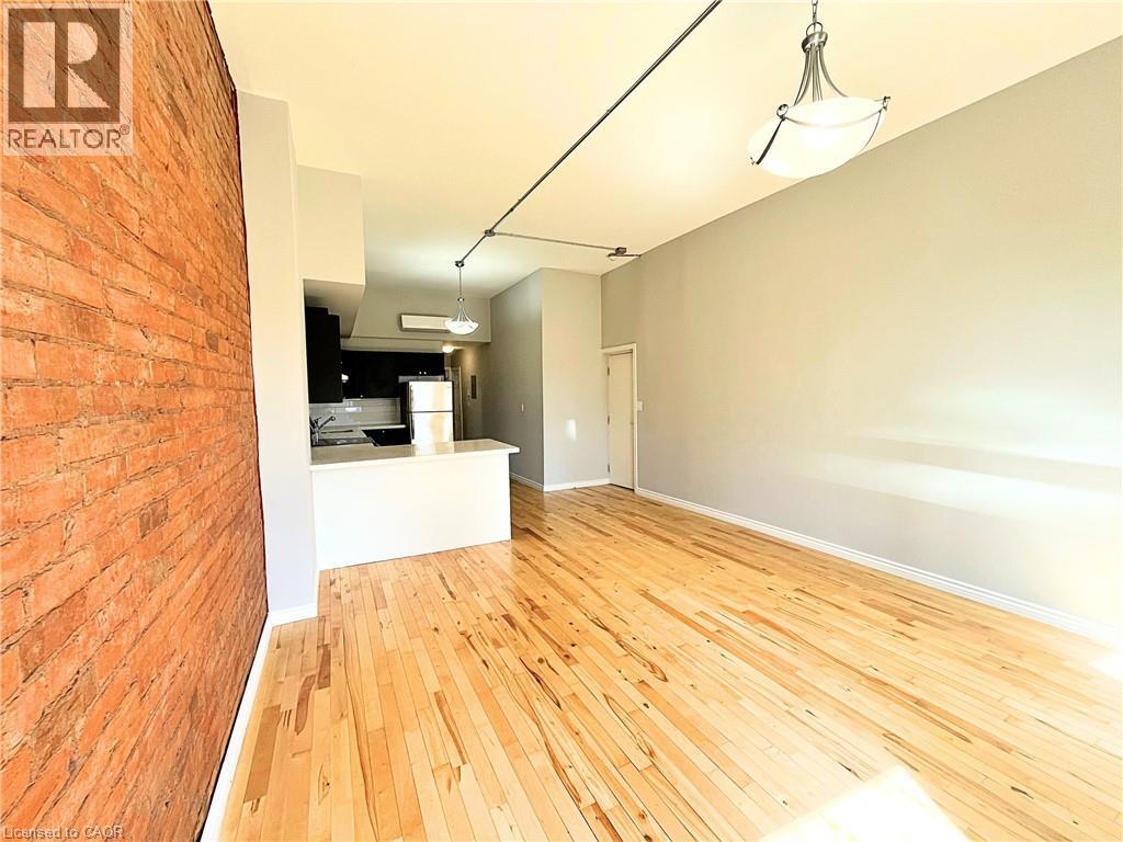Photo 4 of 215 King Street E Unit 3, Hamilton ON