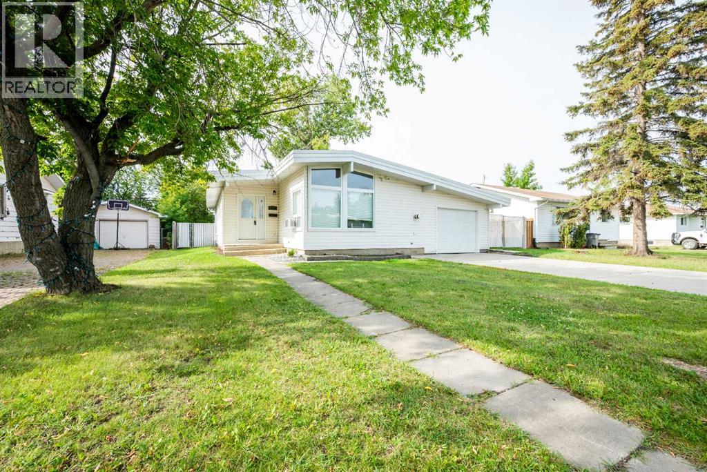 Photo 28 of 10245 113 Avenue, Grande Prairie AB