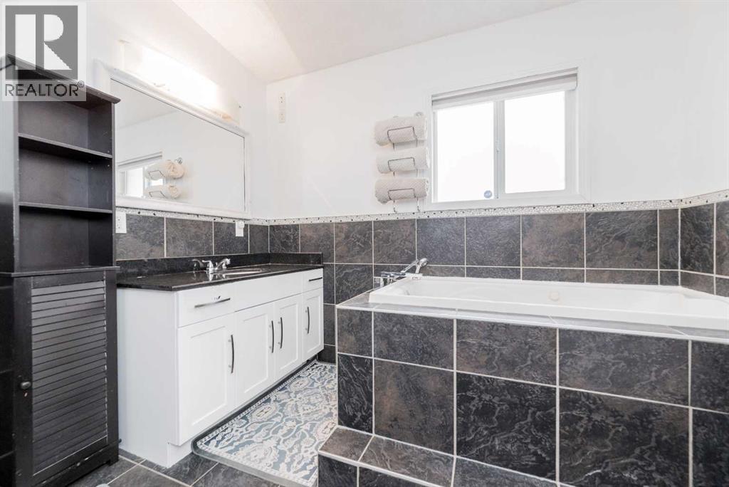 Photo 15 of 10245 113 Avenue, Grande Prairie AB
