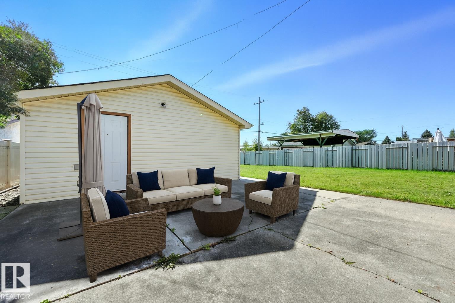 Photo 42 of 5415 141 Av Nw, Edmonton AB