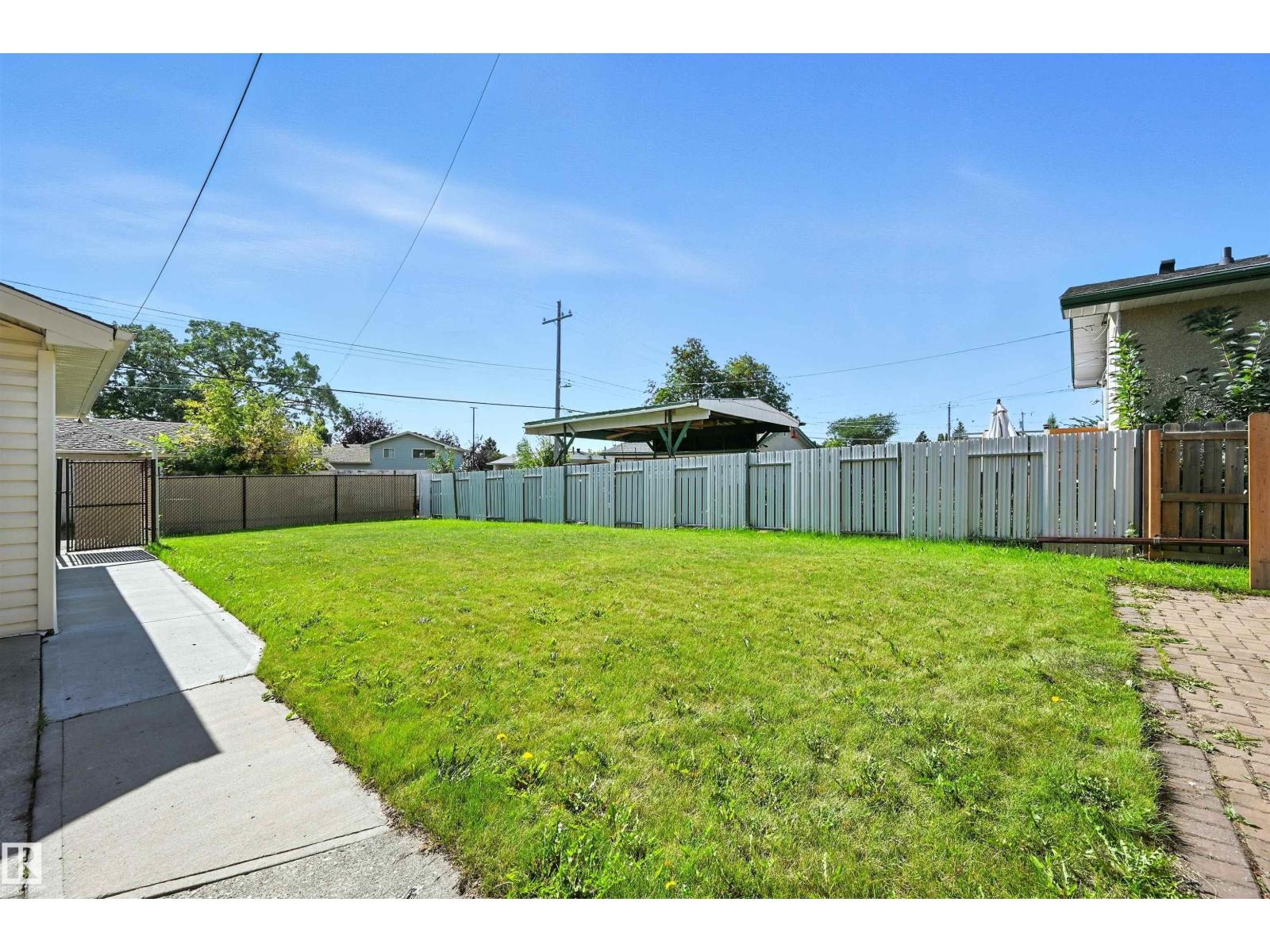 Photo 41 of 5415 141 Av Nw, Edmonton AB