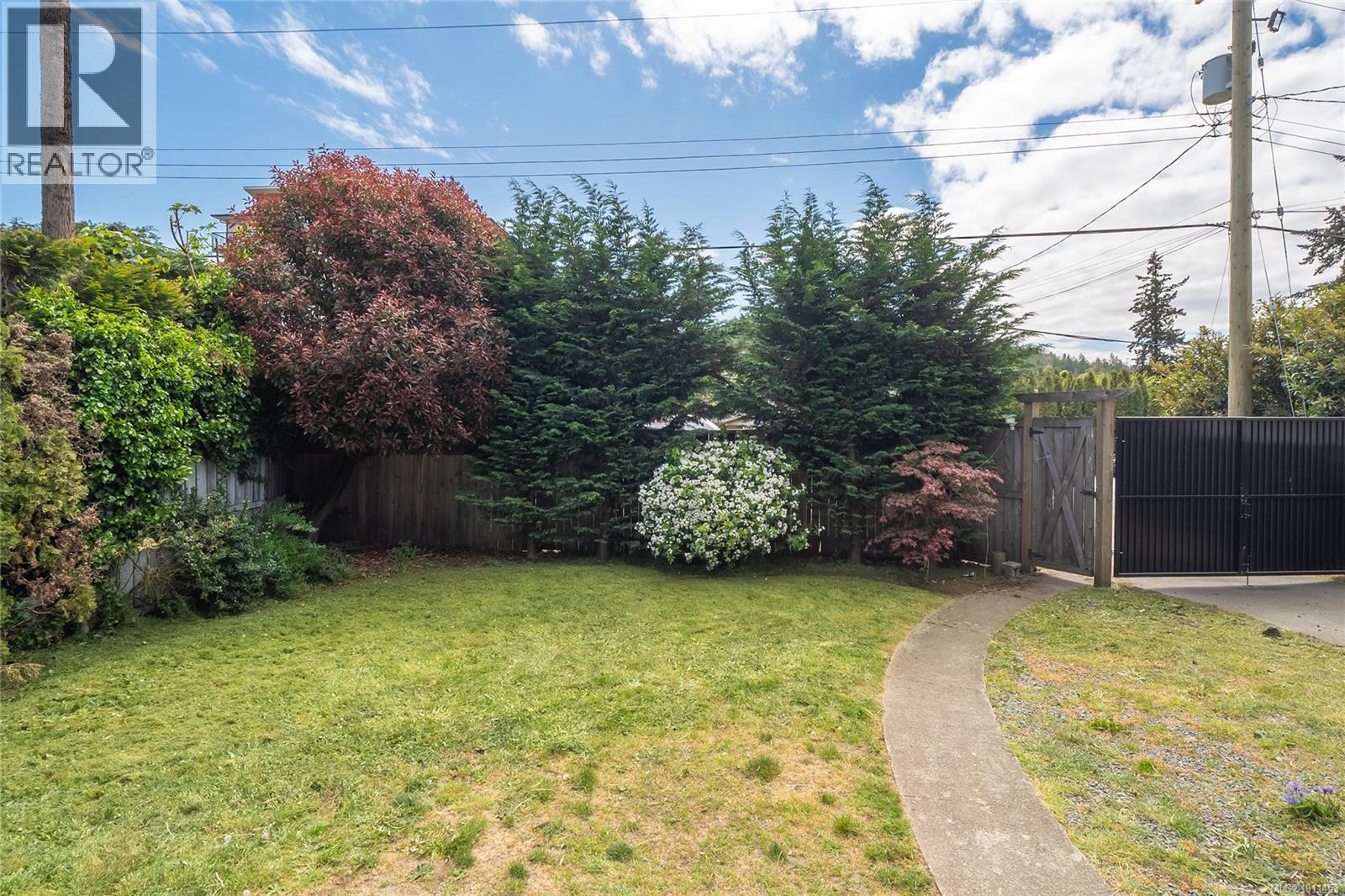 Photo 21 of 2628 Sooke Rd, Langford BC