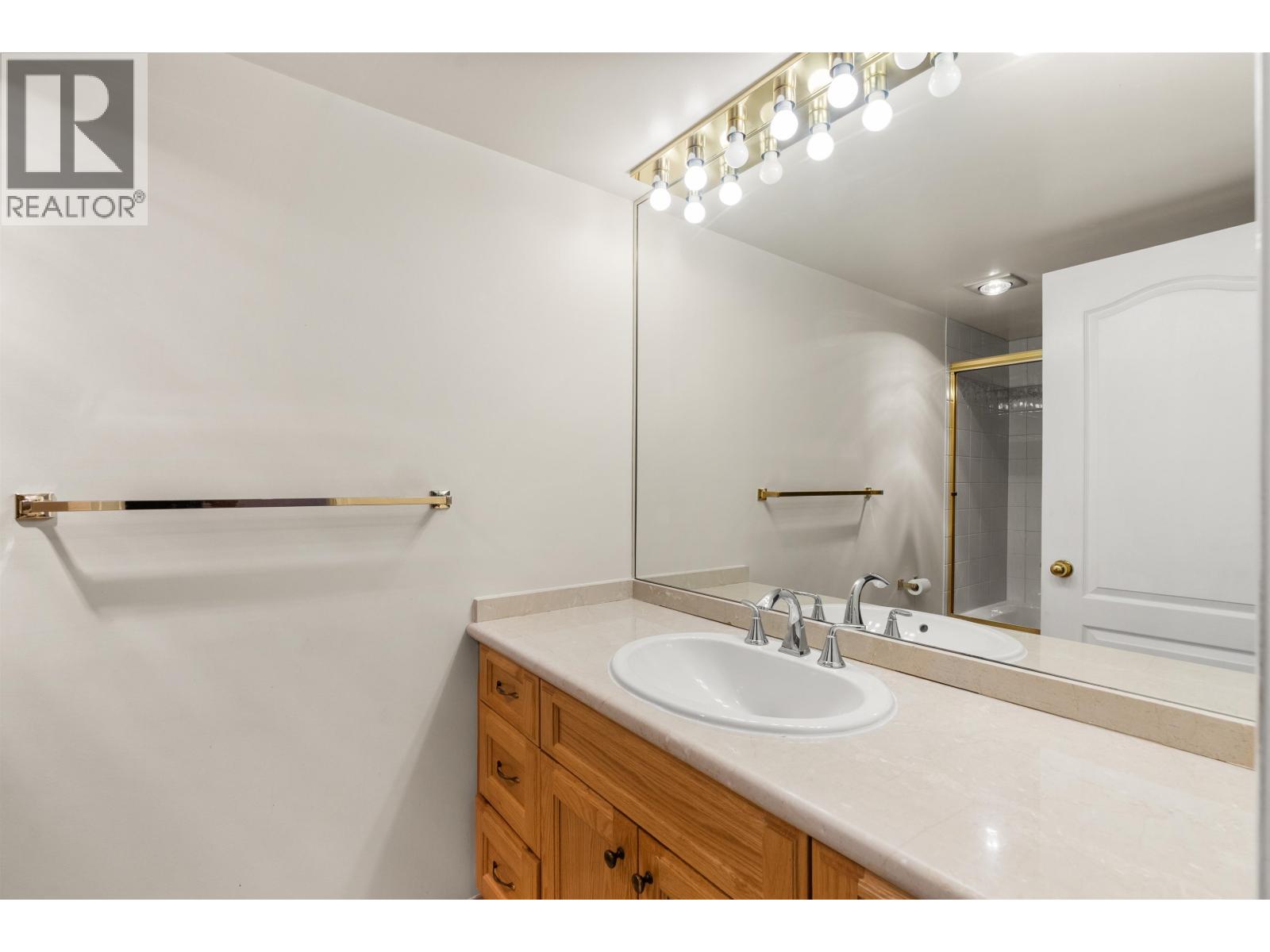 501 1455 DUCHESS AVENUE, West Vancouver