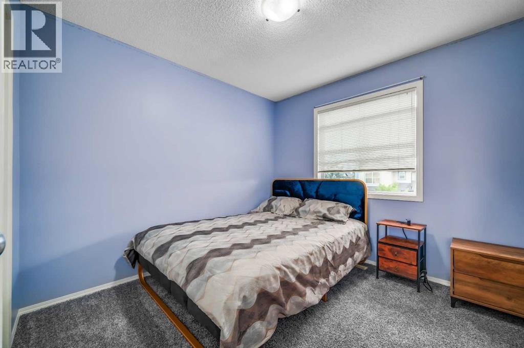 Photo 19 of 143 Cranberry Way Se, Calgary AB