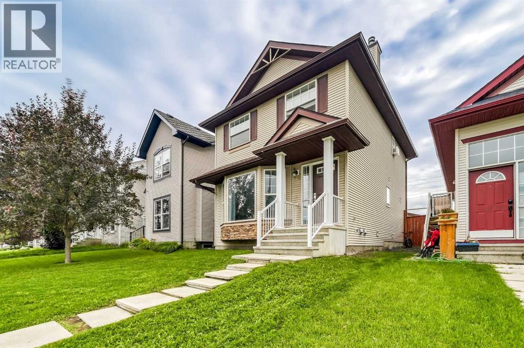 Photo 2 of 143 Cranberry Way Se, Calgary AB