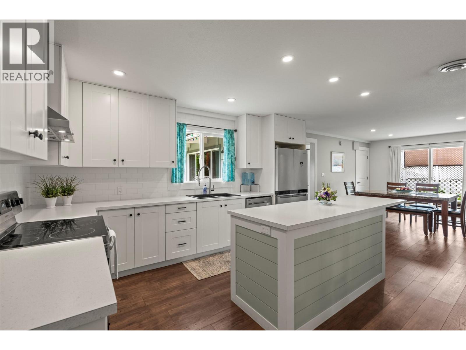 Photo 17 of 2209 Rosedale Avenue, Armstrong BC