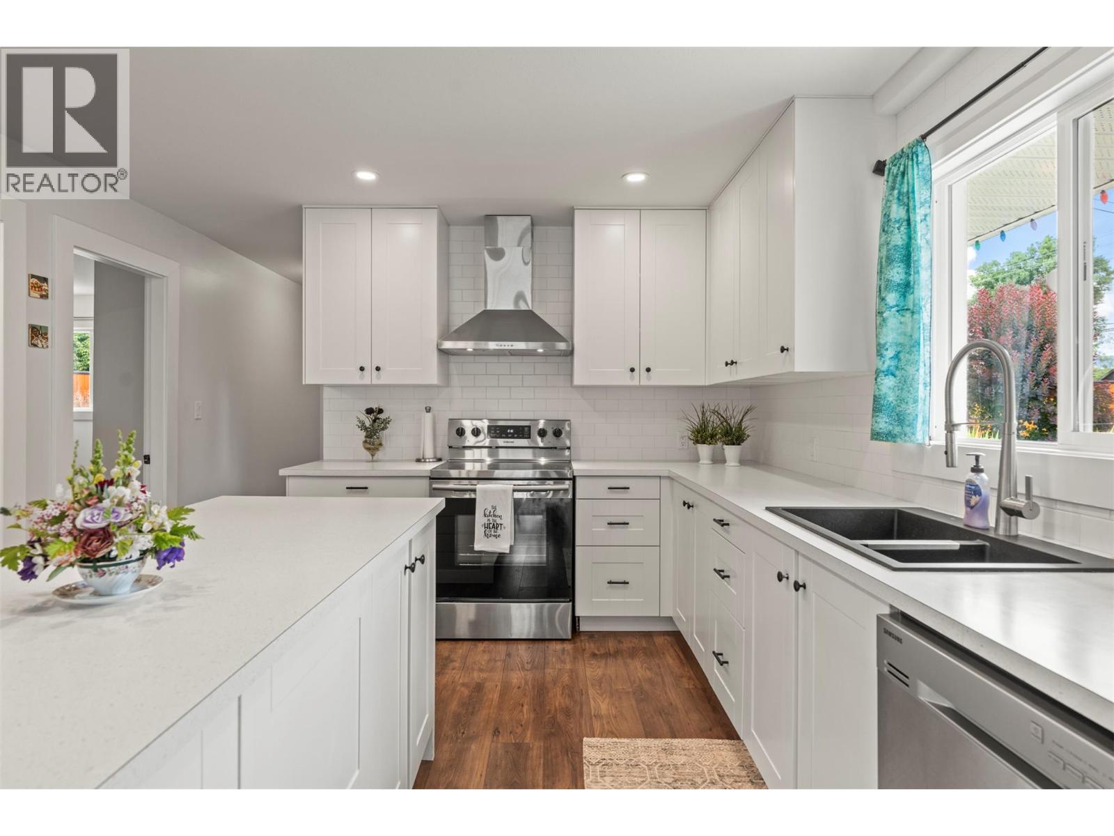 Photo 14 of 2209 Rosedale Avenue, Armstrong BC