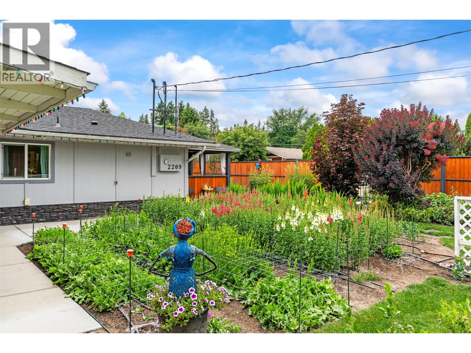 Photo 43 of 2209 Rosedale Avenue, Armstrong BC