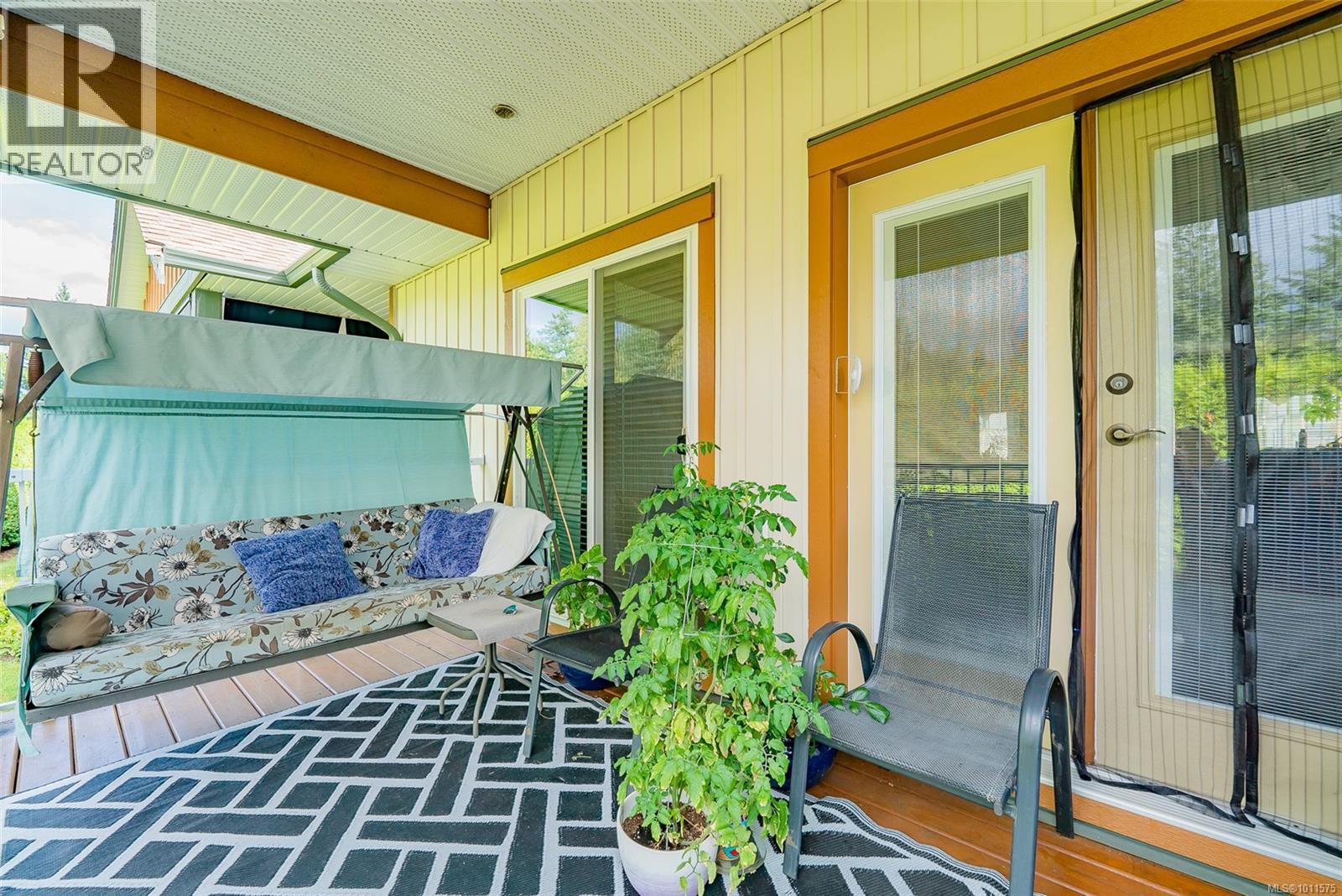 Photo 7 of 2405 Brandon Way, Nanaimo BC