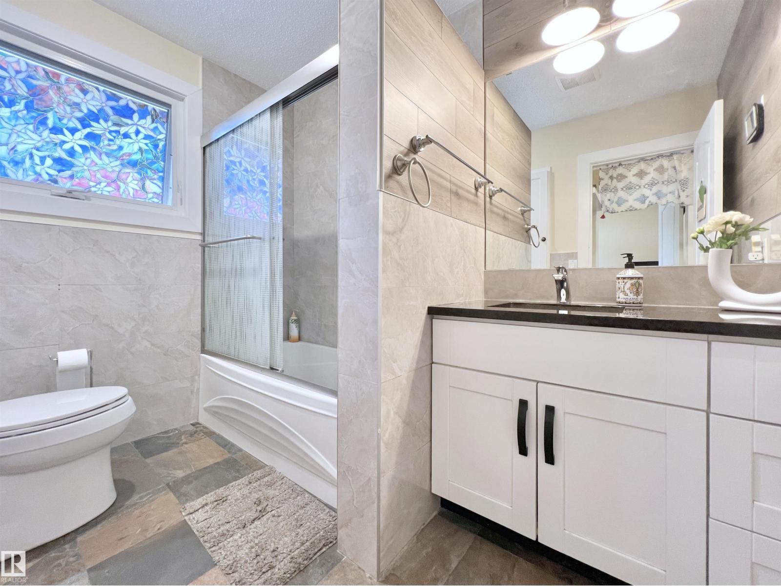 Photo 24 of 11440 Malmo Rd Nw, Edmonton AB