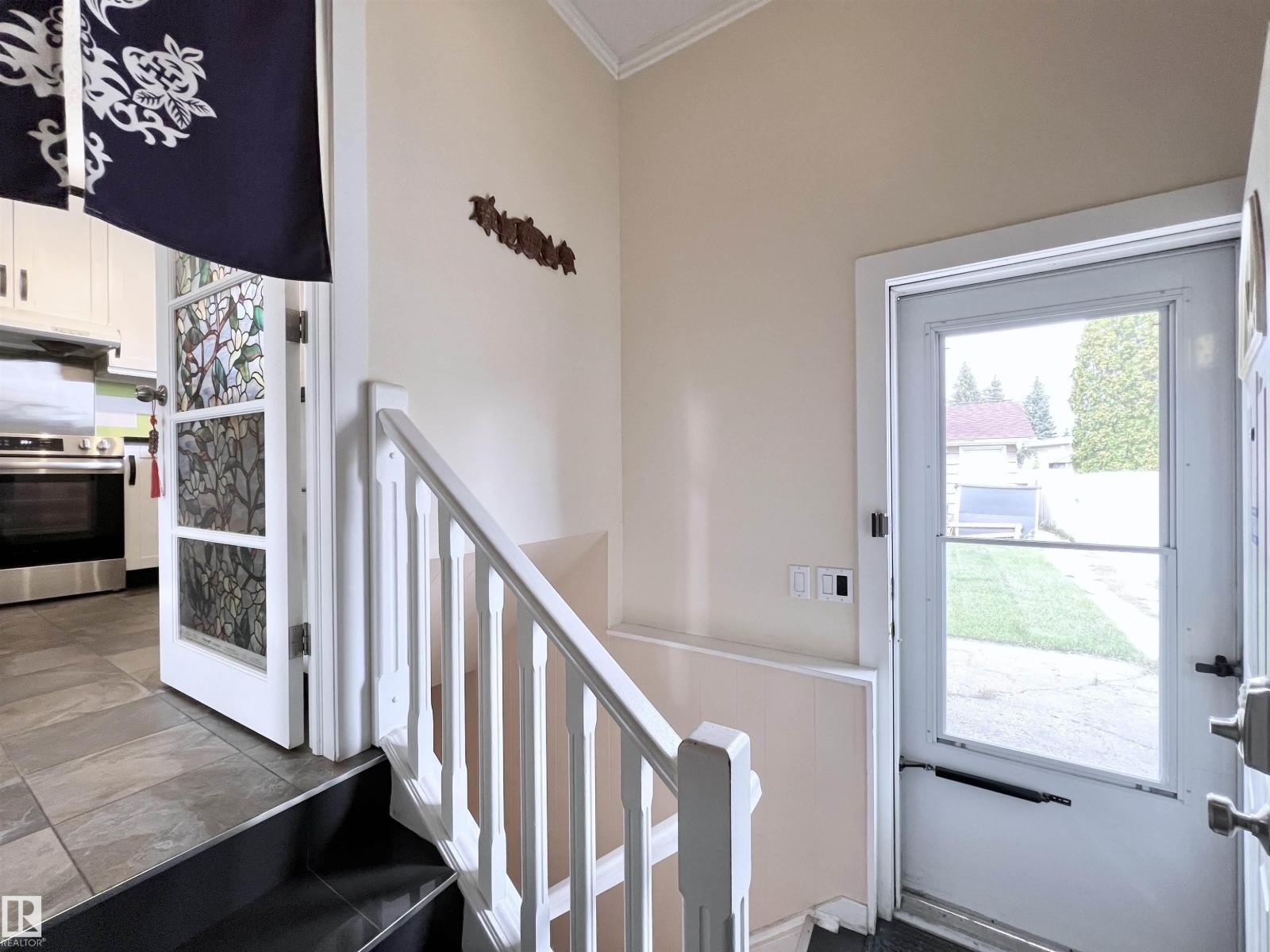 Photo 25 of 11440 Malmo Rd Nw, Edmonton AB