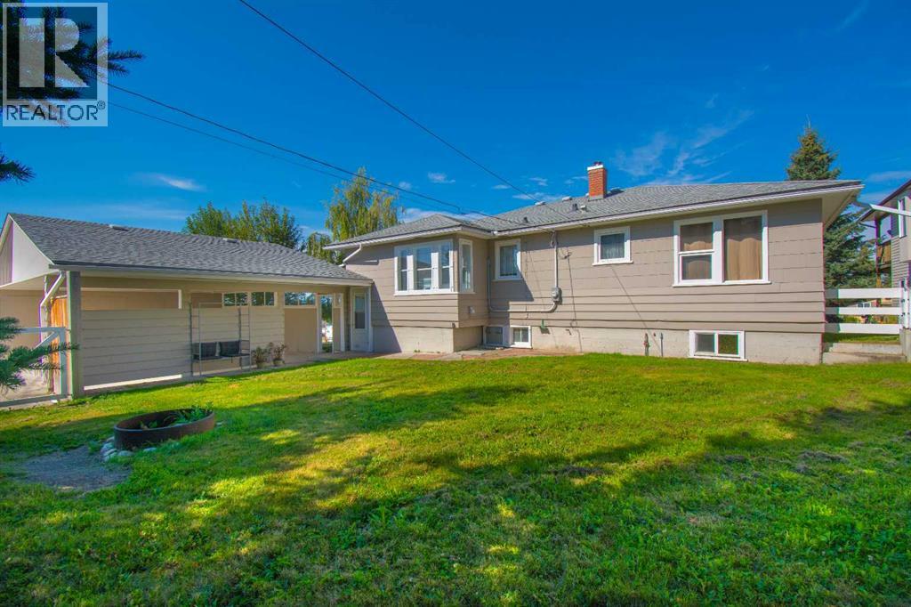 Photo 13 of 5015 51 Street, Rocky Mountain House AB