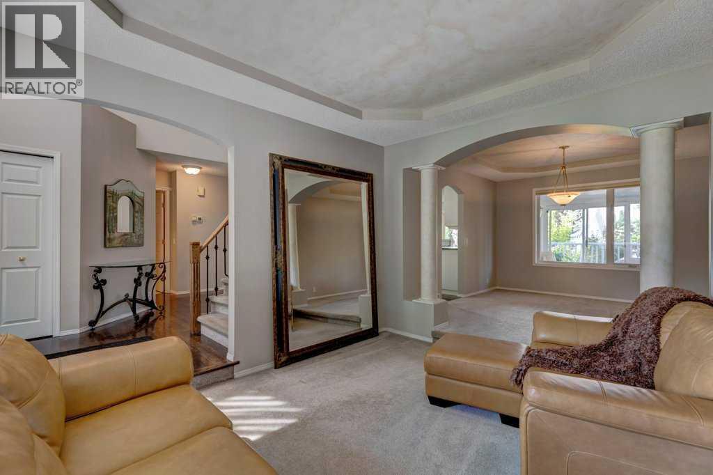 Single Family House for Sale in  Douglasdale Boulevard SE Douglasdale/Glen Calgary 