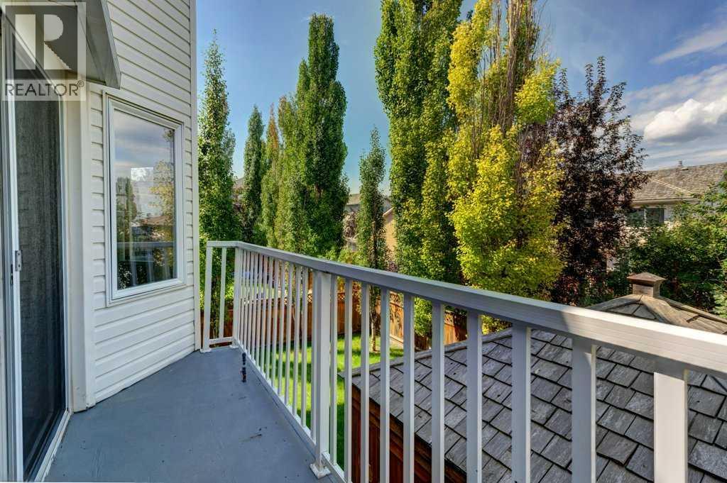 Single Family House for Sale in  Douglasdale Boulevard SE Douglasdale/Glen Calgary 