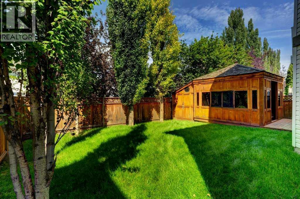 Single Family House for Sale in  Douglasdale Boulevard SE Douglasdale/Glen Calgary 