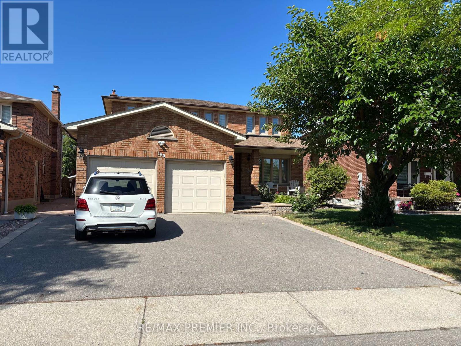 Photo 8 of 160 Fiori Drive, Vaughan ON