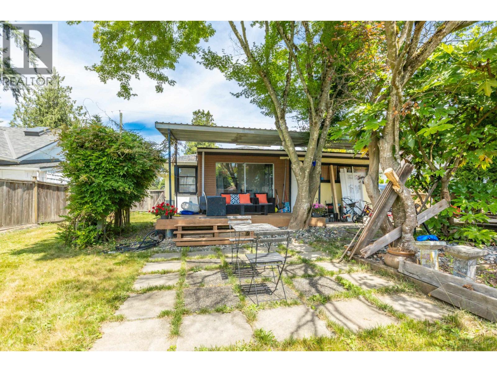 Photo 25 of 20514 Westfield Avenue, Maple Ridge BC